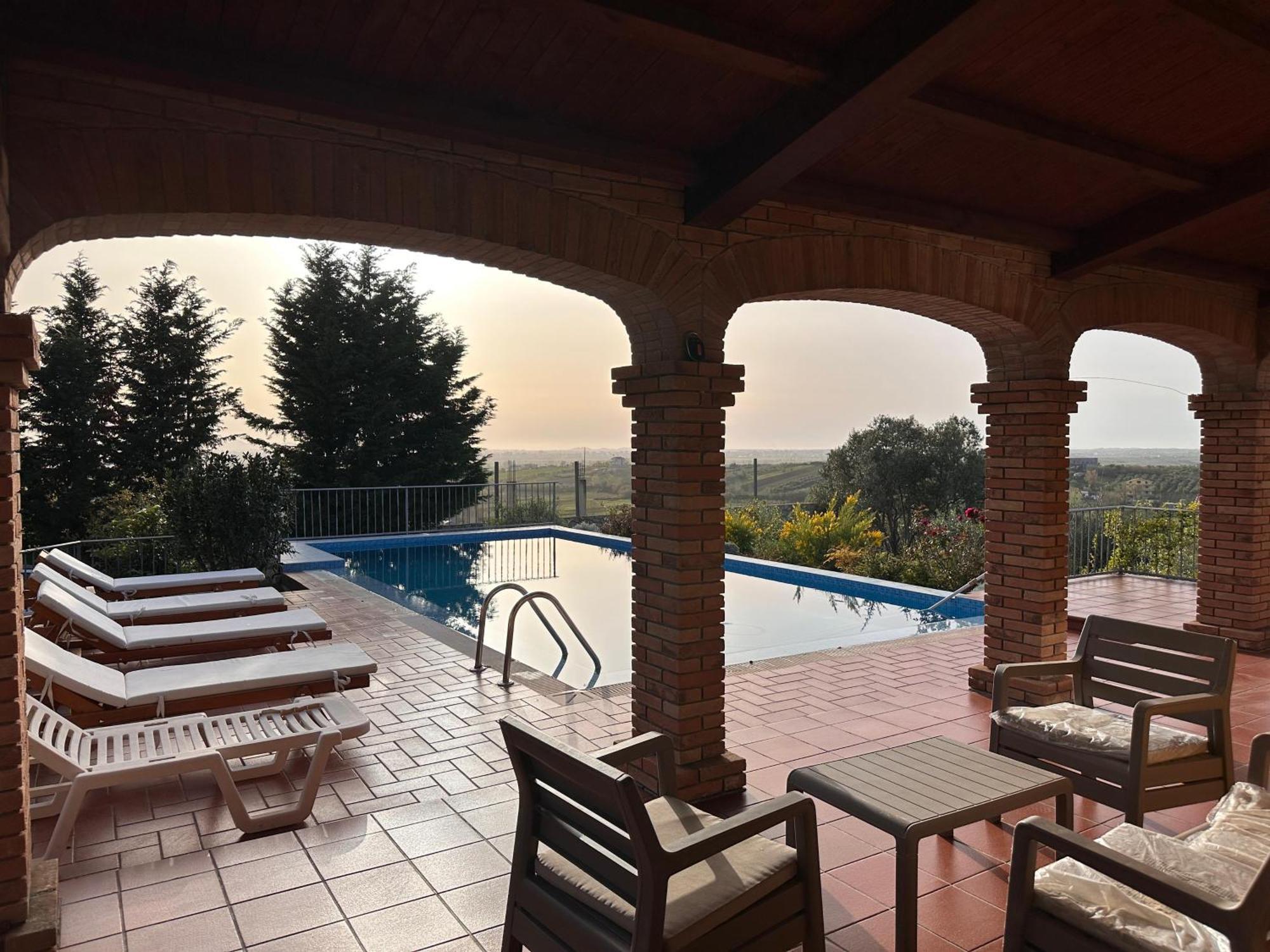 Villa “Pool & Sun” Durres Exterior photo